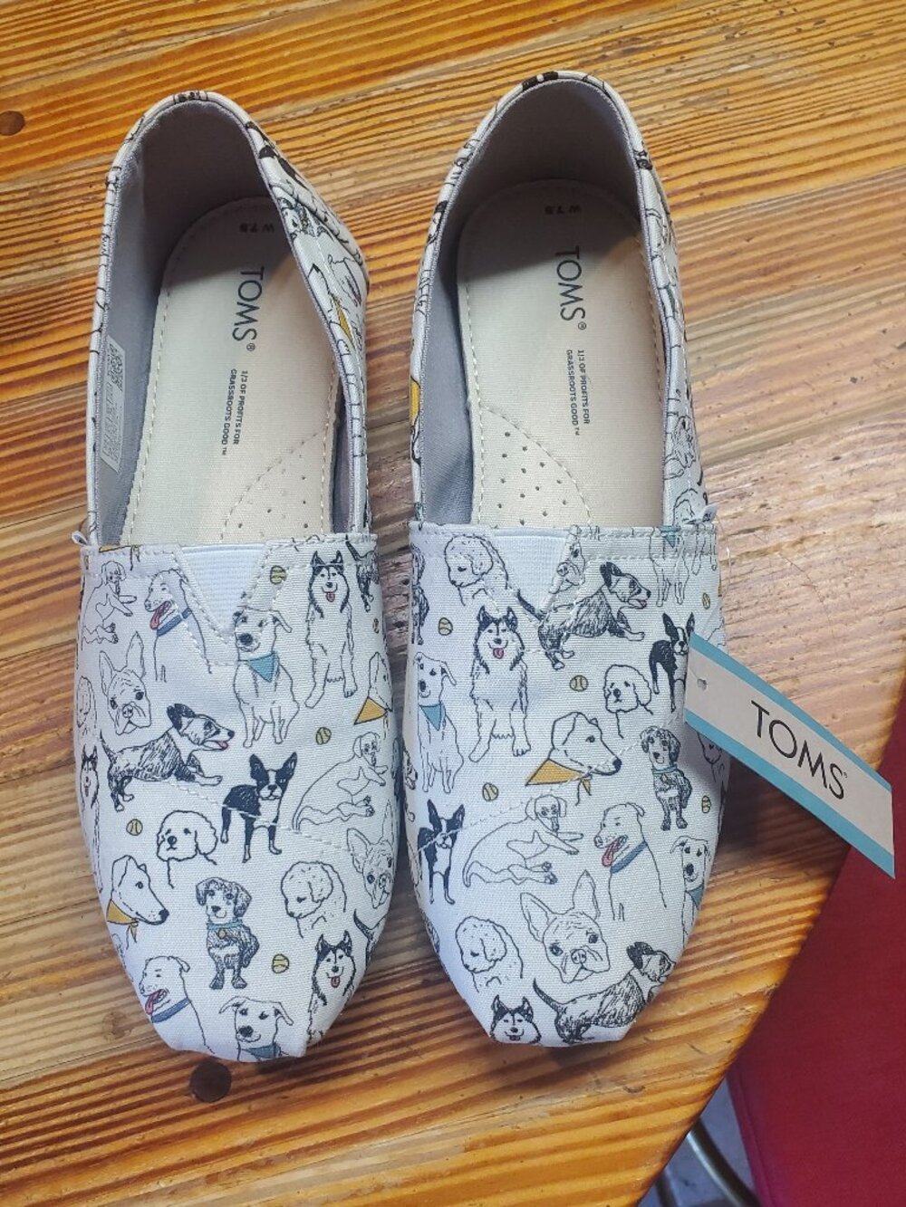 NWT TOMS Alpargata White Canvas Office Dogs Slip On Shoes W7.5".